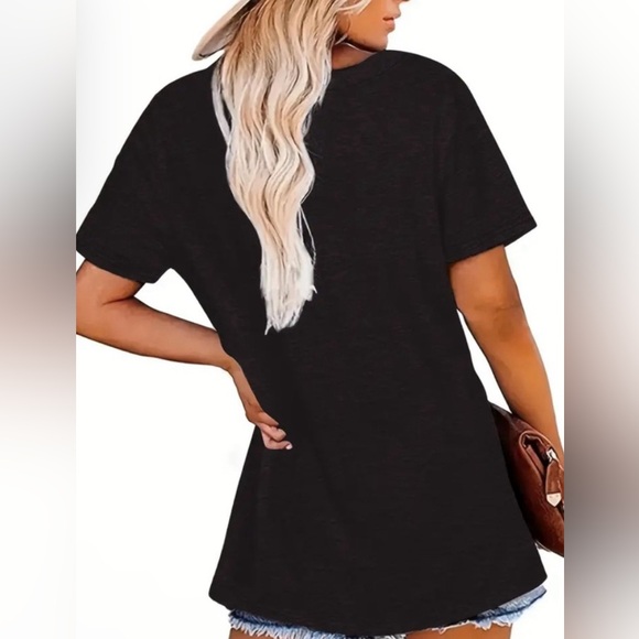 Basic black Shirt This Mama Prays - Picture 2 of 6